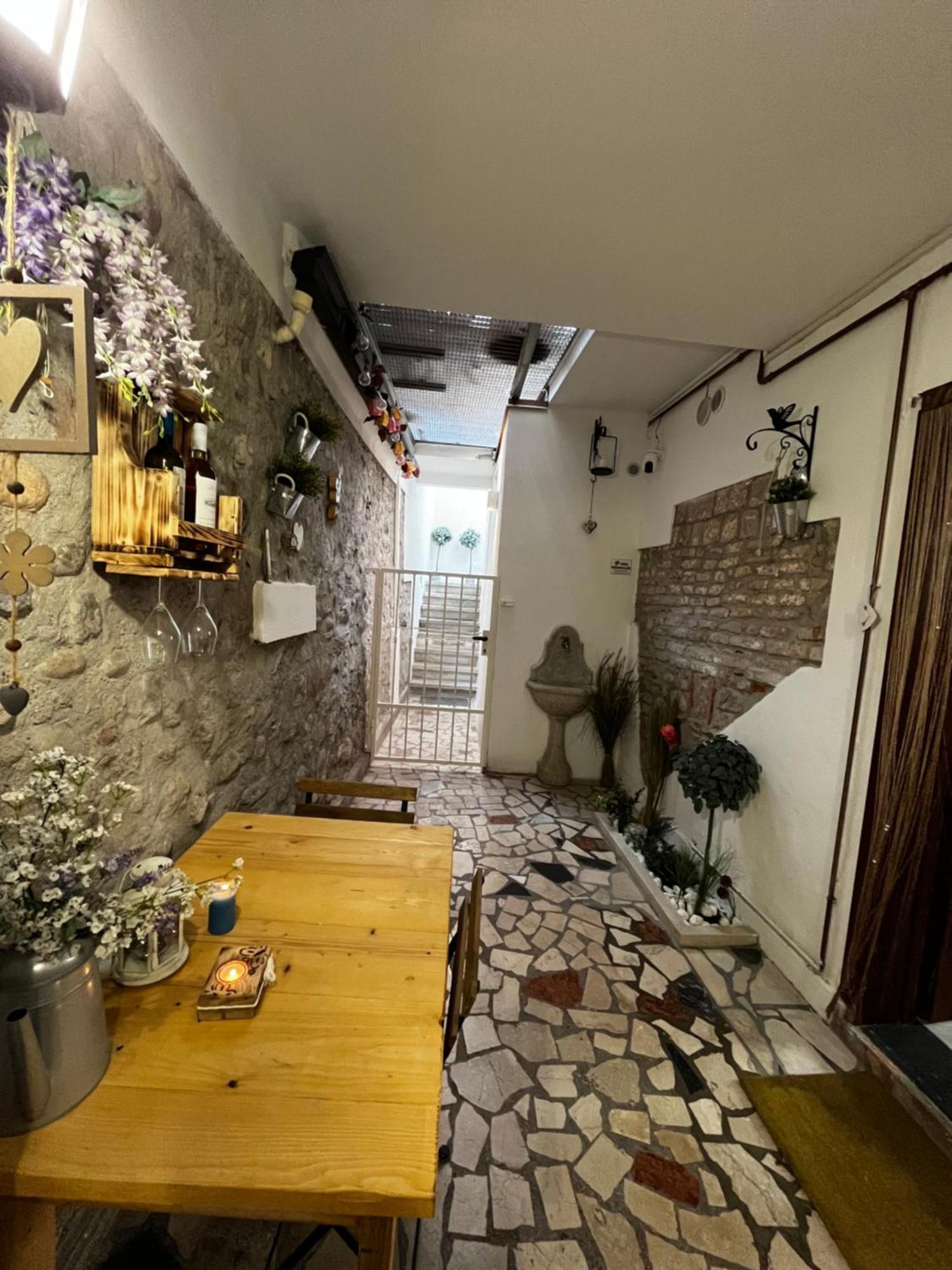 Апартаменты Casa Giulietta - Lonato Del Garda Экстерьер фото